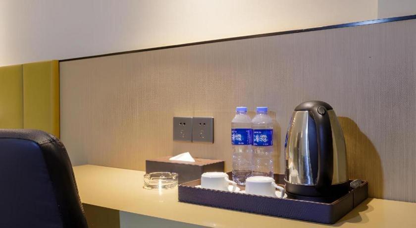 Jingtu Hotel Zhanjiang Dingsheng Plaza Store Exterior photo