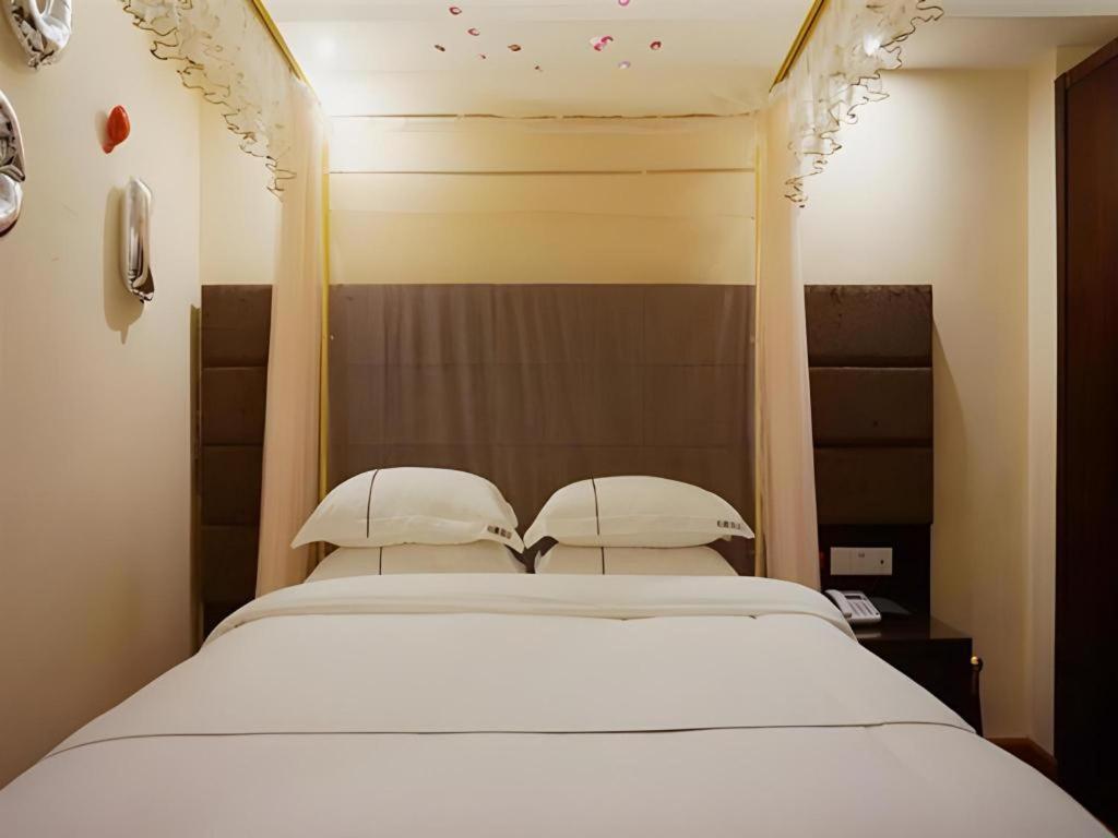 Jingtu Hotel Zhanjiang Dingsheng Plaza Store Exterior photo