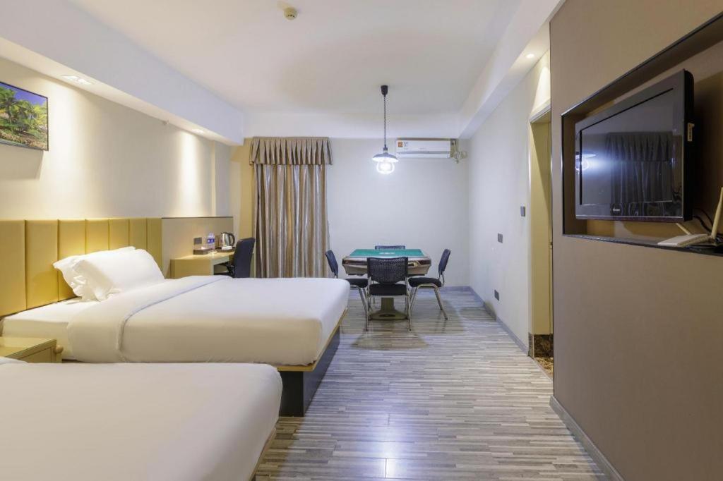 Jingtu Hotel Zhanjiang Dingsheng Plaza Store Exterior photo