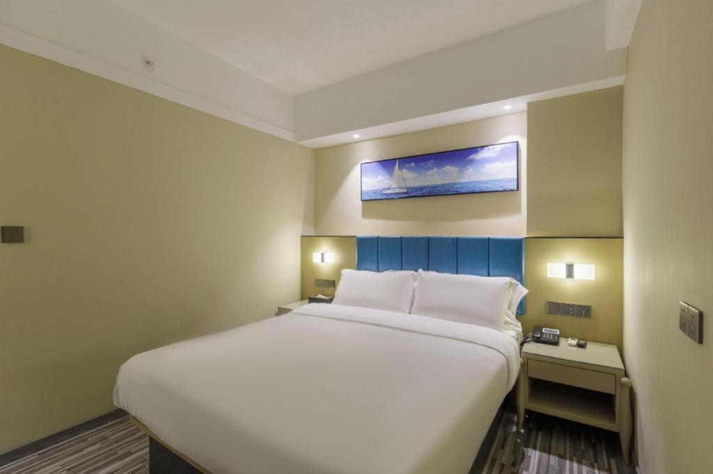 Jingtu Hotel Zhanjiang Dingsheng Plaza Store Exterior photo